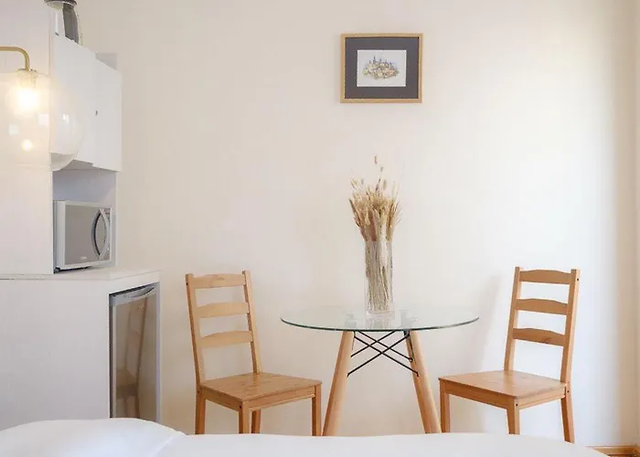 Independiente Con Bano Privado En Condesa * Mexico City